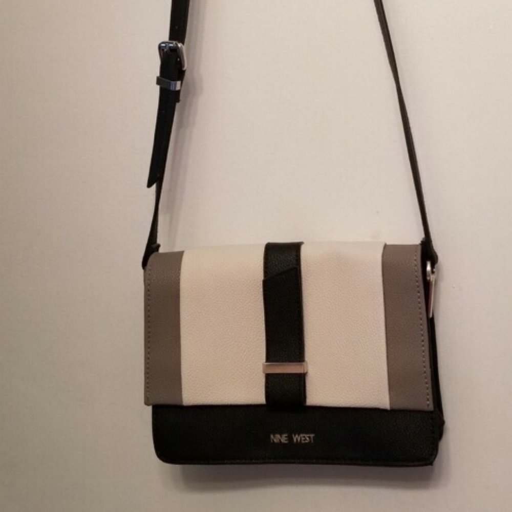 NWOT Nine West Crossbody Purse